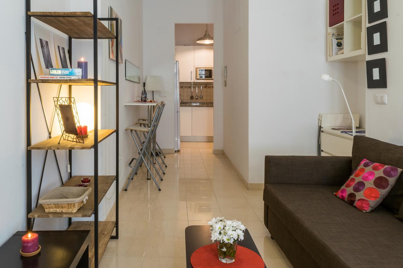 Malama Apartamentos Turisticos Malaga Exterior photo